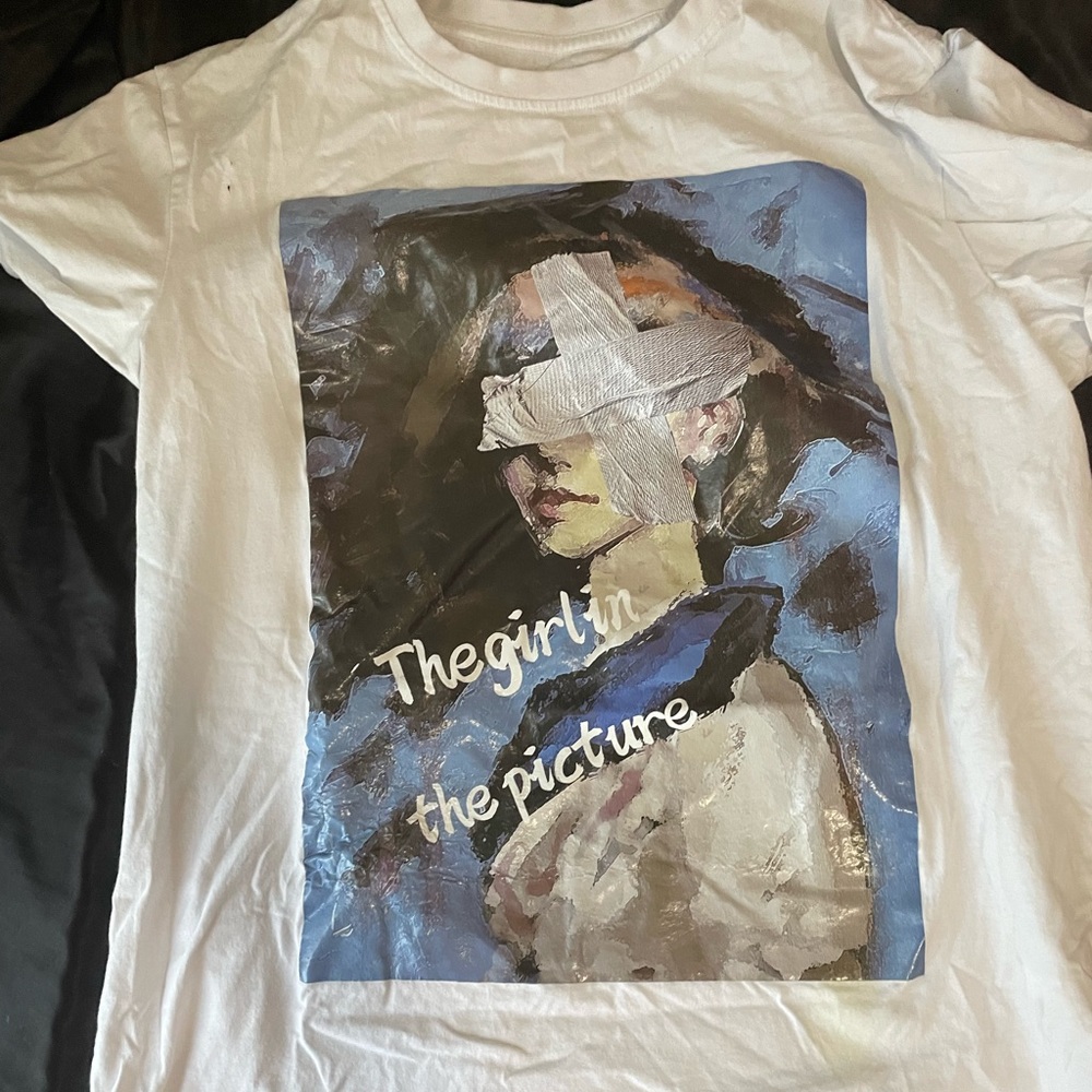 White graphic tee